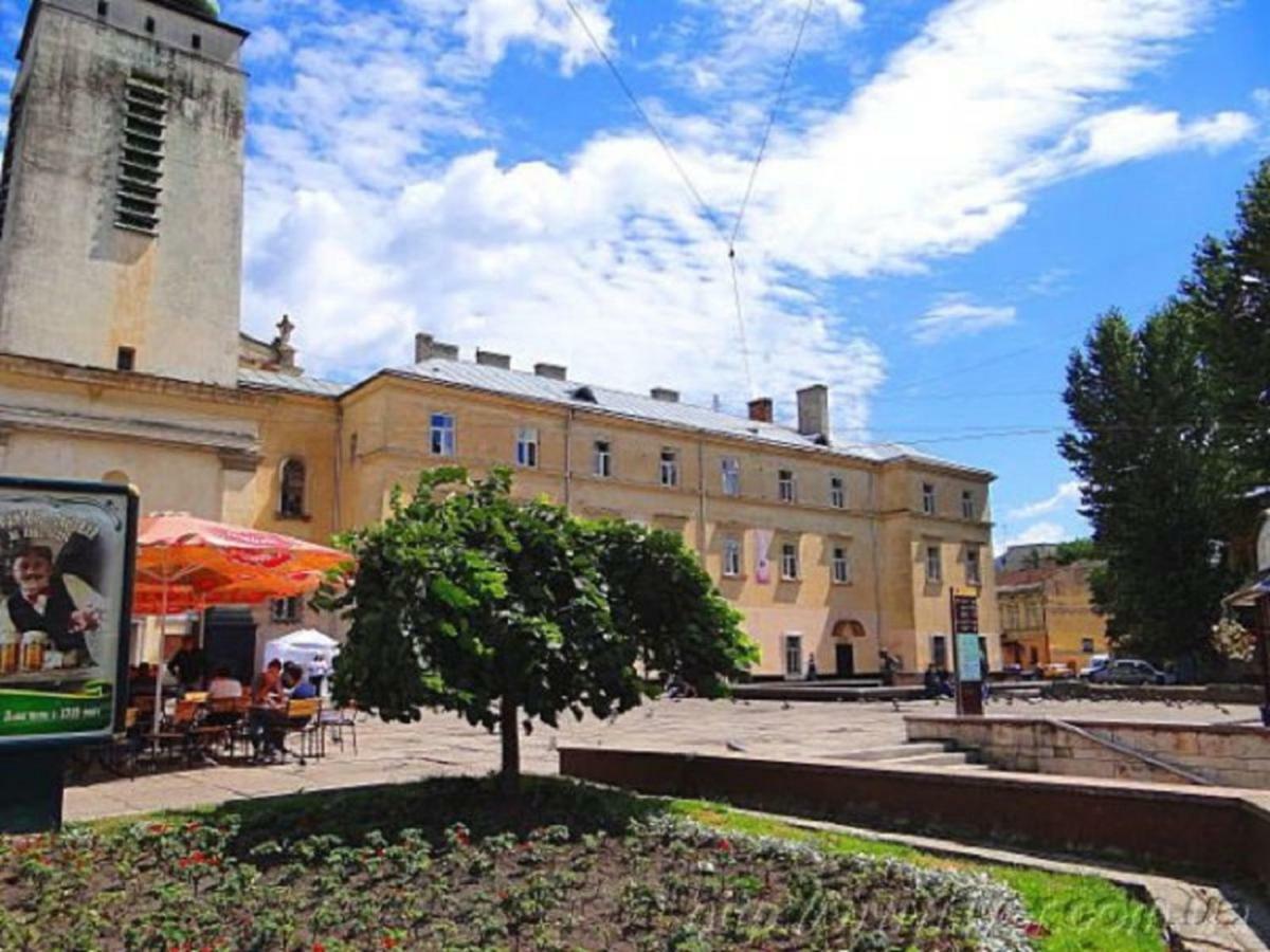 Smart Apartments Lviv Eksteriør bilde
